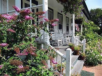 The Island Home Inn 新肖雷汉姆 外观 照片