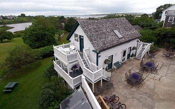 The Island Home Inn 新肖雷汉姆 外观 照片