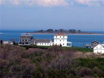 The Island Home Inn 新肖雷汉姆 外观 照片